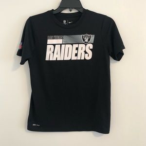 Like New Boy’s Nike NFL Las Vegas Raiders T-Shirt